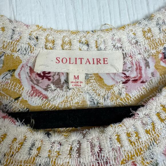Solitaire Boho Floral Embroidered Tunic Blouse Crew Neck 3/4 Bell Sleeve Size M - Picture 6 of 8